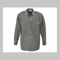 Originál Bundeswehr poľná košeľa olivová VINTAGE - praná , s nemeckými vlajkami na rukávoch materiál 100%bavlna